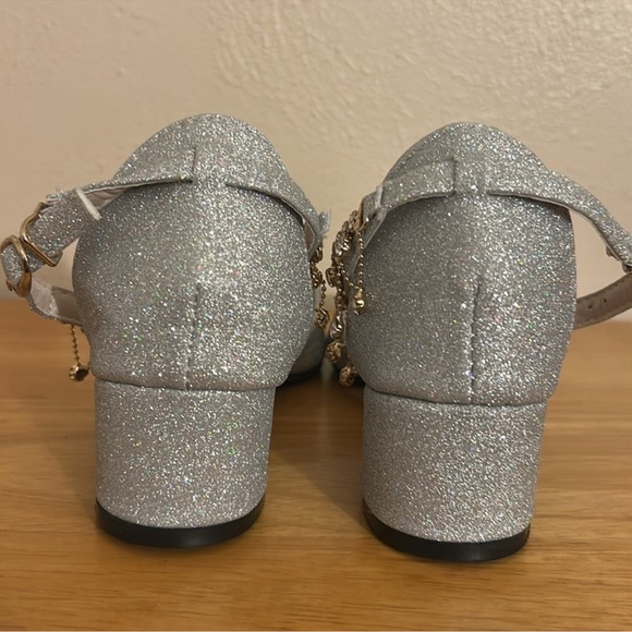 Fashion Silver Heels - Picture 6 of 10